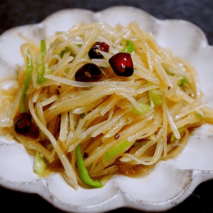 唇齿留香的酸辣土豆丝