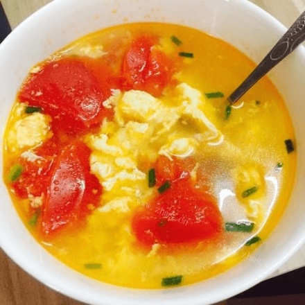 色味俱全的鸡蛋西红柿汤