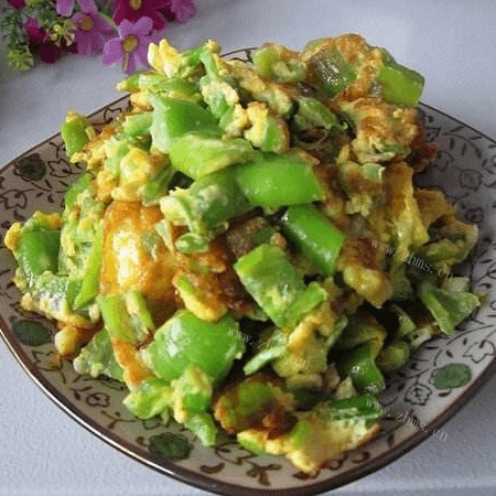 家常菜辣椒炒鸡蛋