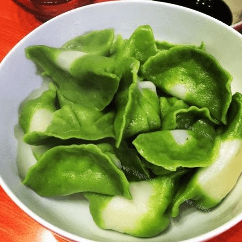 美味的翡翠白玉饺