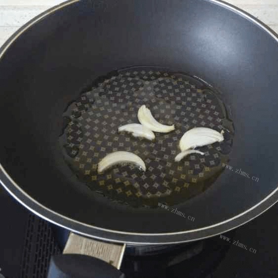 美味的西葫芦汤做法图解4)