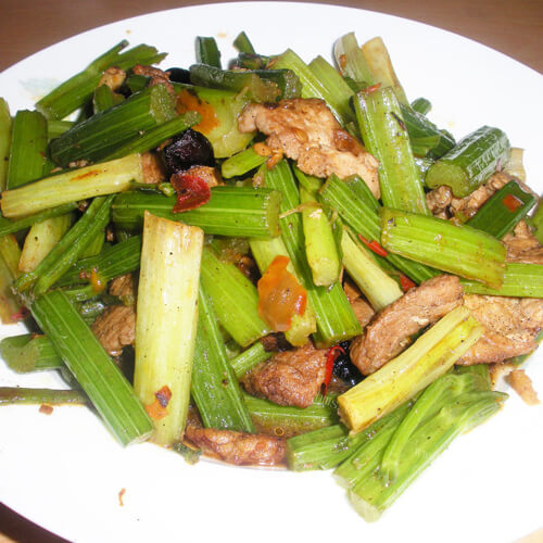 芹菜炒肉