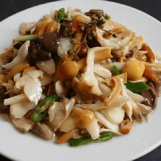 家常菜蘑菇炒肉