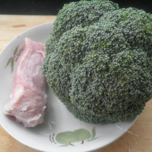 西兰花炒肉做法图解1)