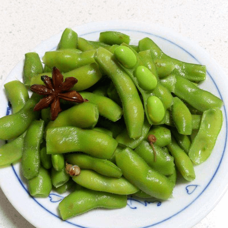 诱人的盐水毛豆