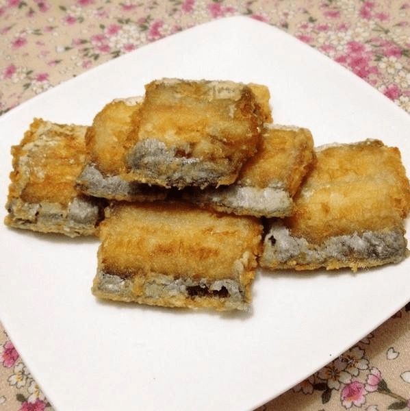 唇齿留香的香煎带鱼