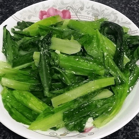常吃不腻的清炒油麦菜