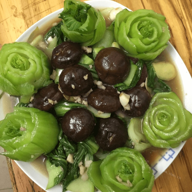 家常菜香菇上海青