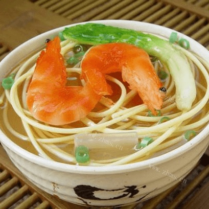 美味的鲜虾面