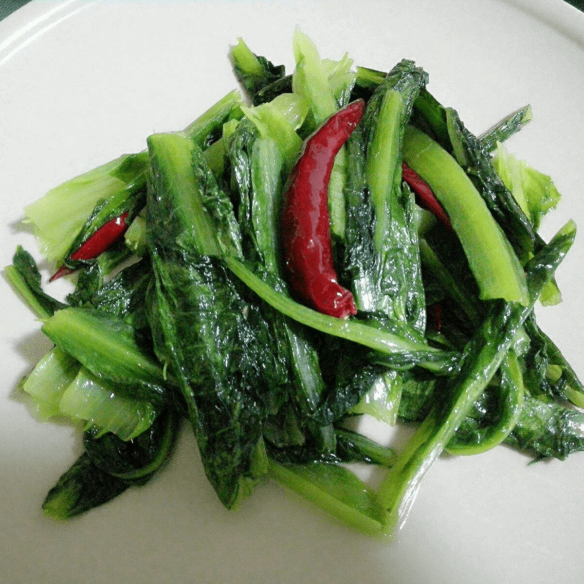 十分诱人的清炒油麦菜
