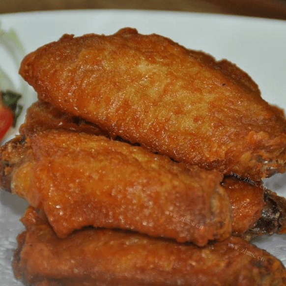 香酥的炸鸡翅