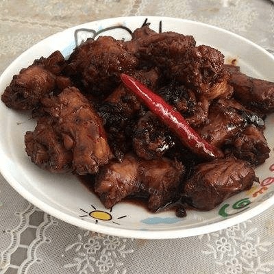 美味的酱鸡脖