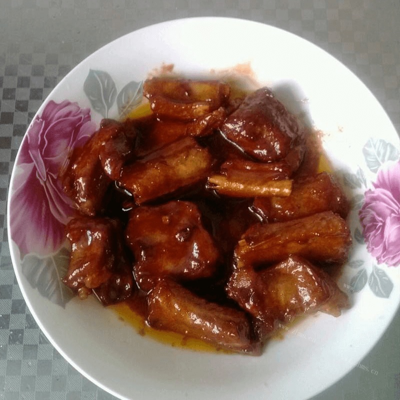 美味的红烧肋排