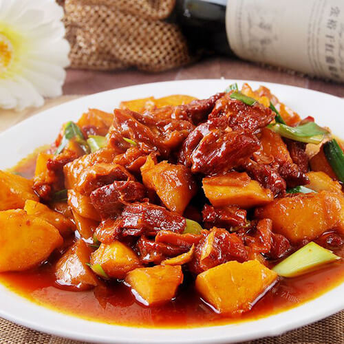 土豆炖牛肉