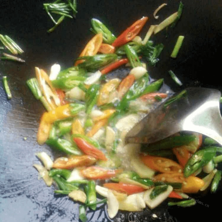 美味干煸大肠四季豆做法图解7)