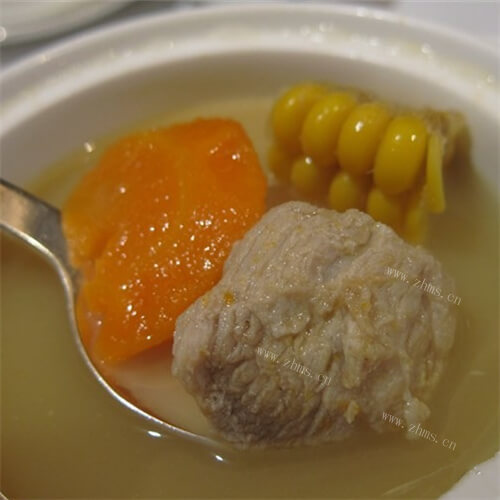 清甜玉米猪展汤