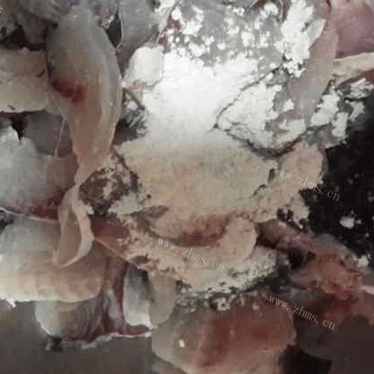 在家可做的水煮鱼做法图解5)