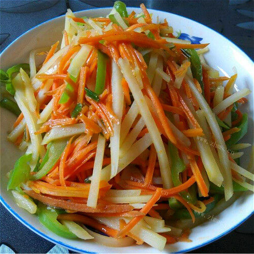家常炒胡萝卜土豆丝