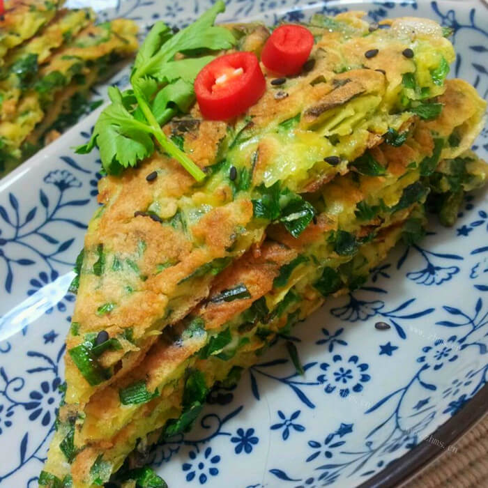 香喷喷辣味包心菜肉末煎饼