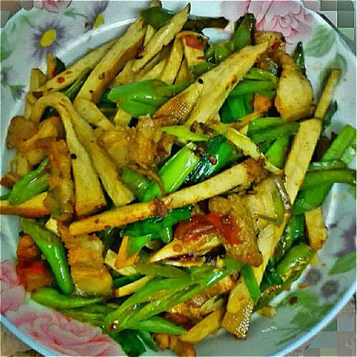 荤菜素鸡回锅肉