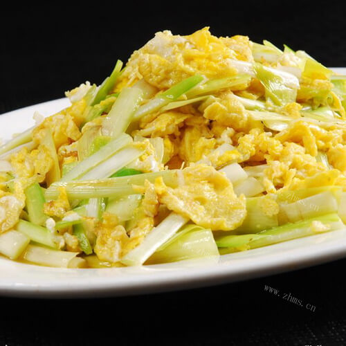家常松软丝羽炒蛋