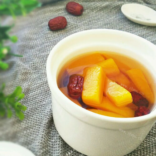 营养健康的白芸豆南瓜汤