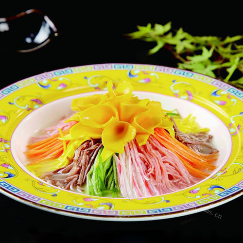 特色的牡丹燕菜