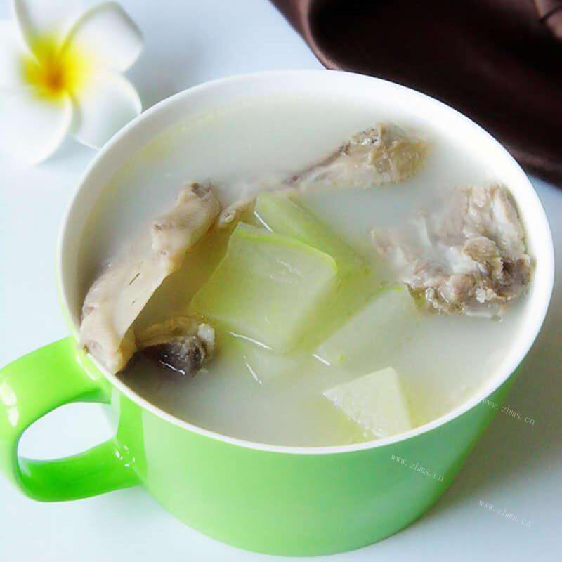 家常冬瓜鸭掌汤