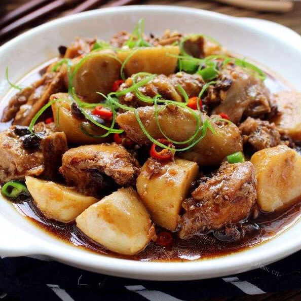 酱香浓郁的豆豉蒸鸡根