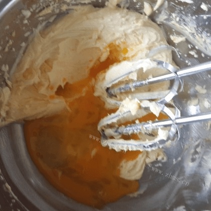 香脆的巧克力杏仁饼干做法图解4)