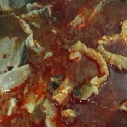 在家可做的水煮鱼做法图解11)