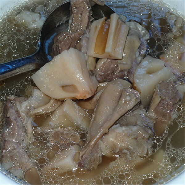 酱香卤肝烧莲藕