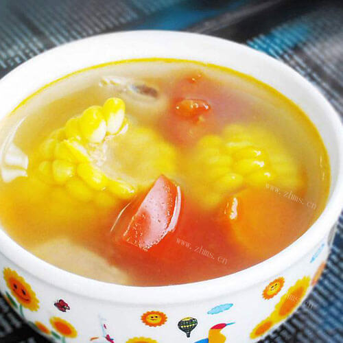 美味排骨玉米番茄汤