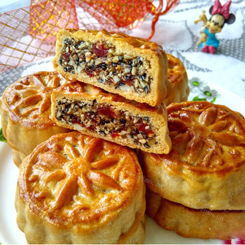 鲜美广式果干五仁月饼