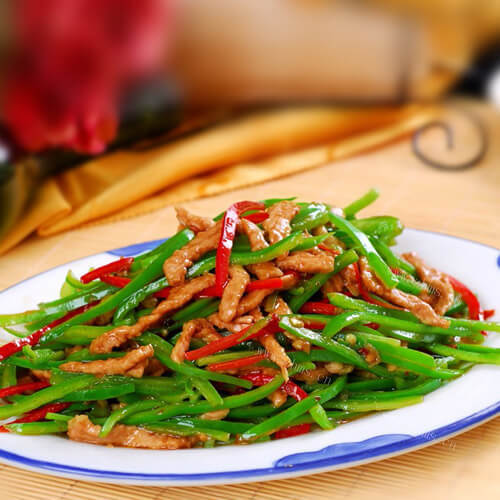 家常酱爆青椒肉丝