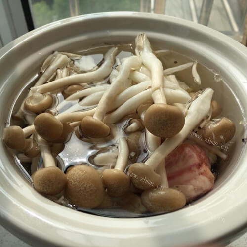 排骨平菇汤