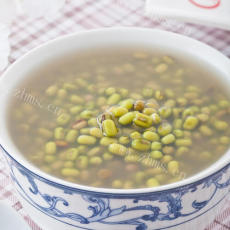 解暑的绿豆汤