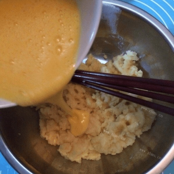 自制天鹅泡芙做法图解4)