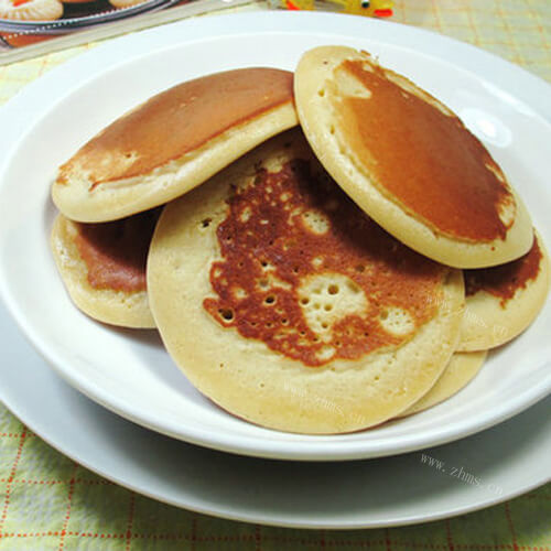 营养蛋奶松饼