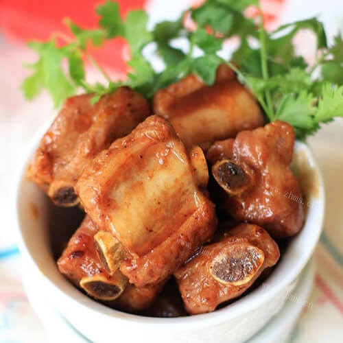 美味的电饭锅版红烧排骨