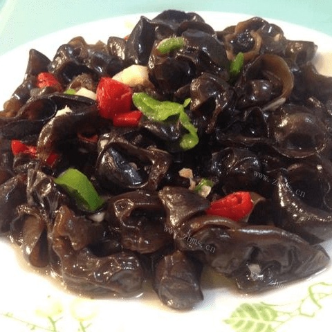 家常菜炝炒木耳