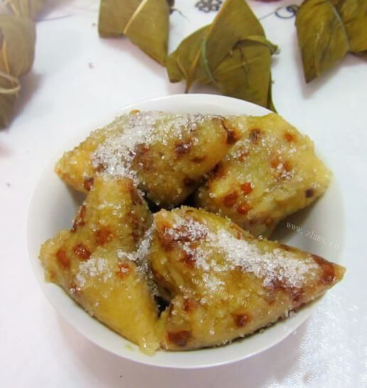 美味的绿豆糯米粽子