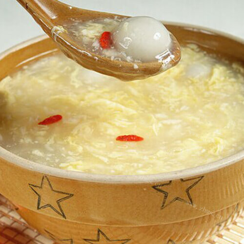 美味的醪糟鸡蛋汤