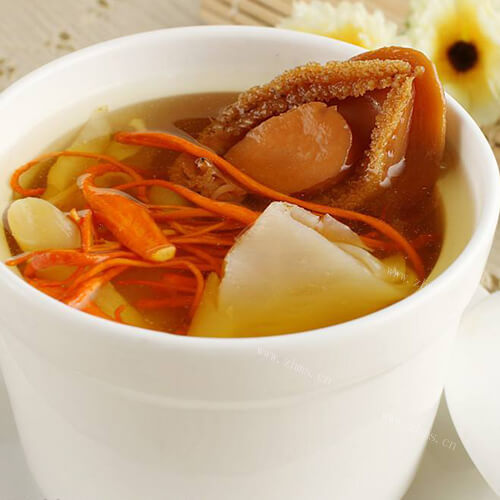 美味虫草鲍鱼鸡汤
