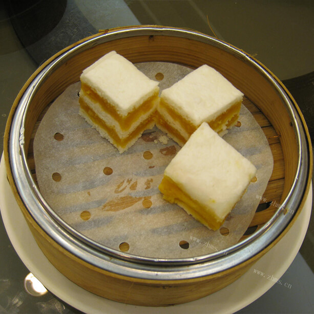 香甜的椰汁红糖千层糕