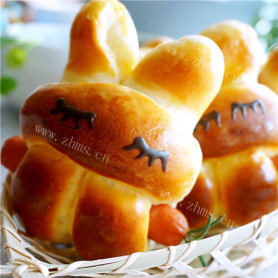 萌萌的小兔子面包