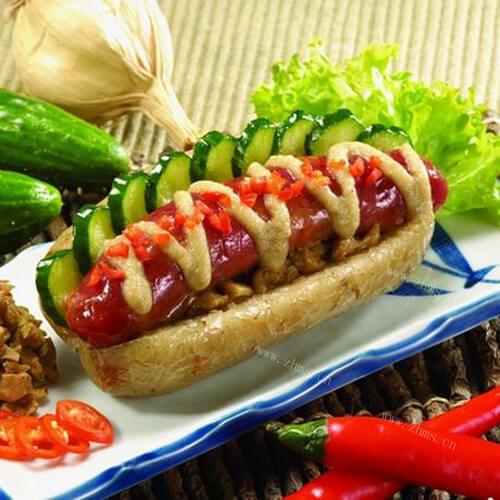创意大肠包小肠