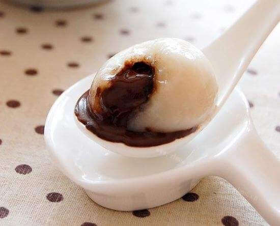 好吃的热巧克力汤圆