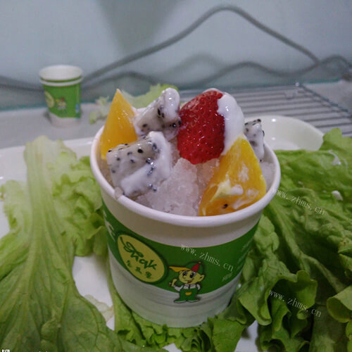 酸甜的奇亚籽柠檬饮