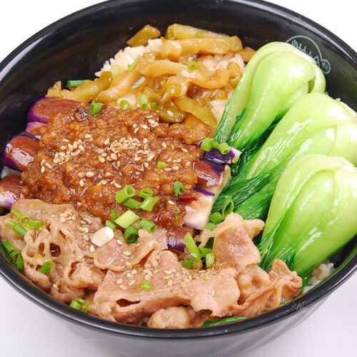 美味浇汁肥牛饭